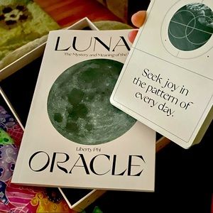 Lunar Oracle Deck- Harness the power of the moon with 36 cards and a guidebook